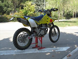 none exhaust drz.jpg