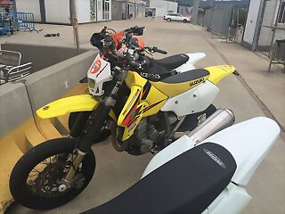 DRZ400sm 5.jpg