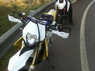 DRZ 400 SM & KTM Duke R.JPG